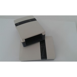 BOITIER PLASTIQUE  GRIS/BLANC DIM 157x107x50 mm